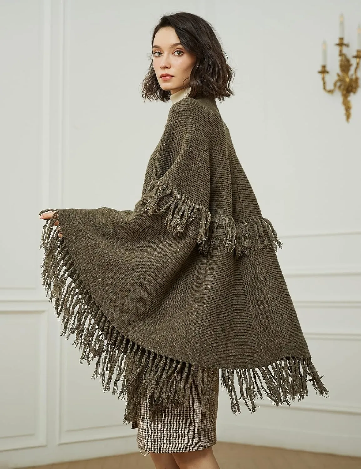 BEAUTELICATE Women's Poncho Cape Vintage Knitted Tassel Warm Winter Autumn Coat Sweater Cape Cardigan Sweater
