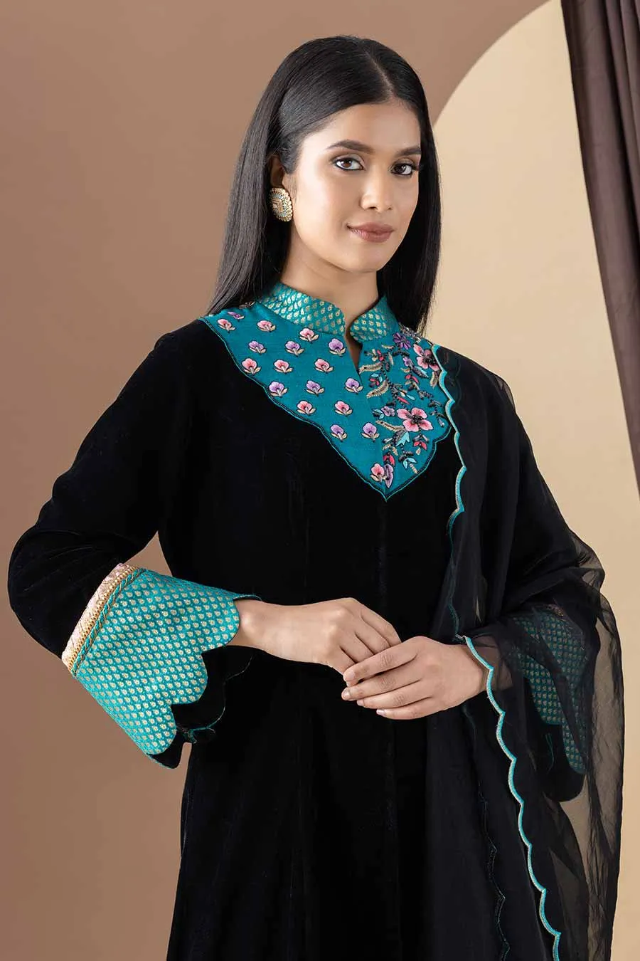 Black Embroidered Kalidar Kurta Set